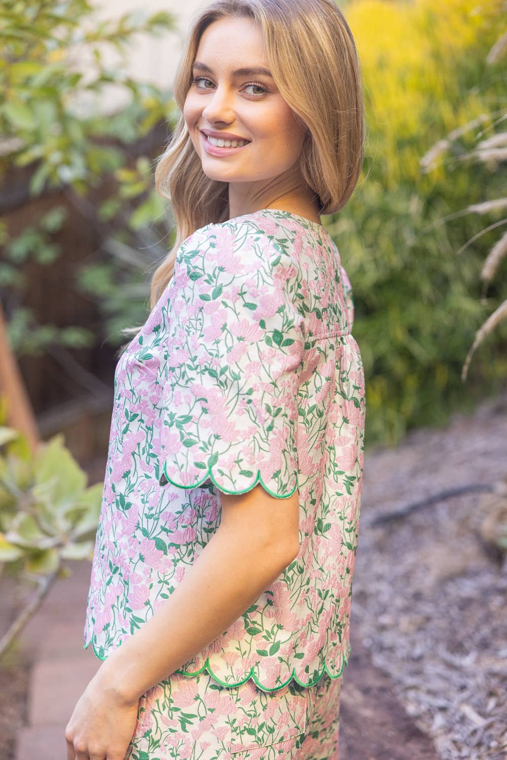 Maggie Scalloped Jacquard Set