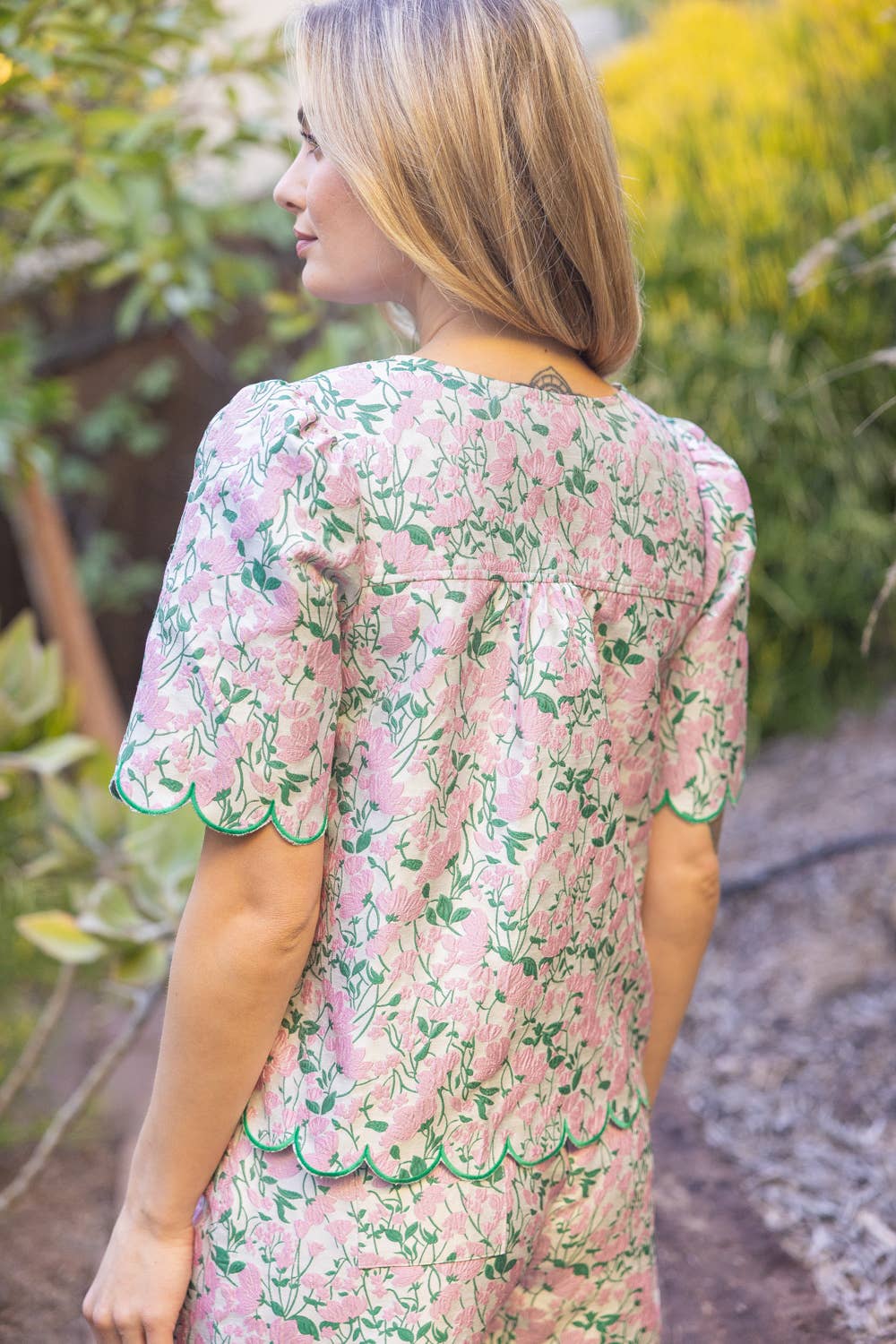 Maggie Scalloped Jacquard Set